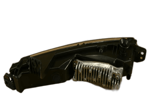 Fog Lamp Assembly - Thumbnail 4